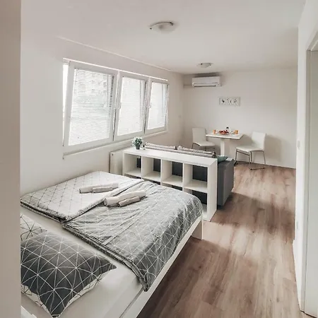Apartmán Sanya #2 *